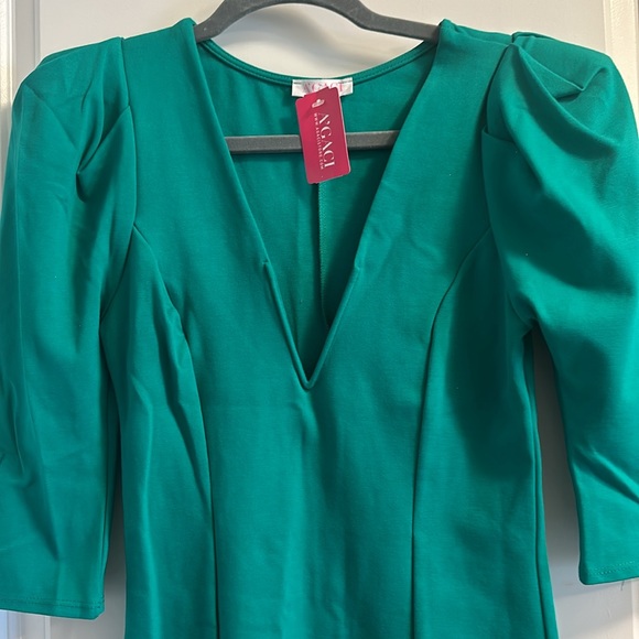 NWT ‼️ A’Gaci Puff Sleeve Front Slit Dress - Picture 5 of 6